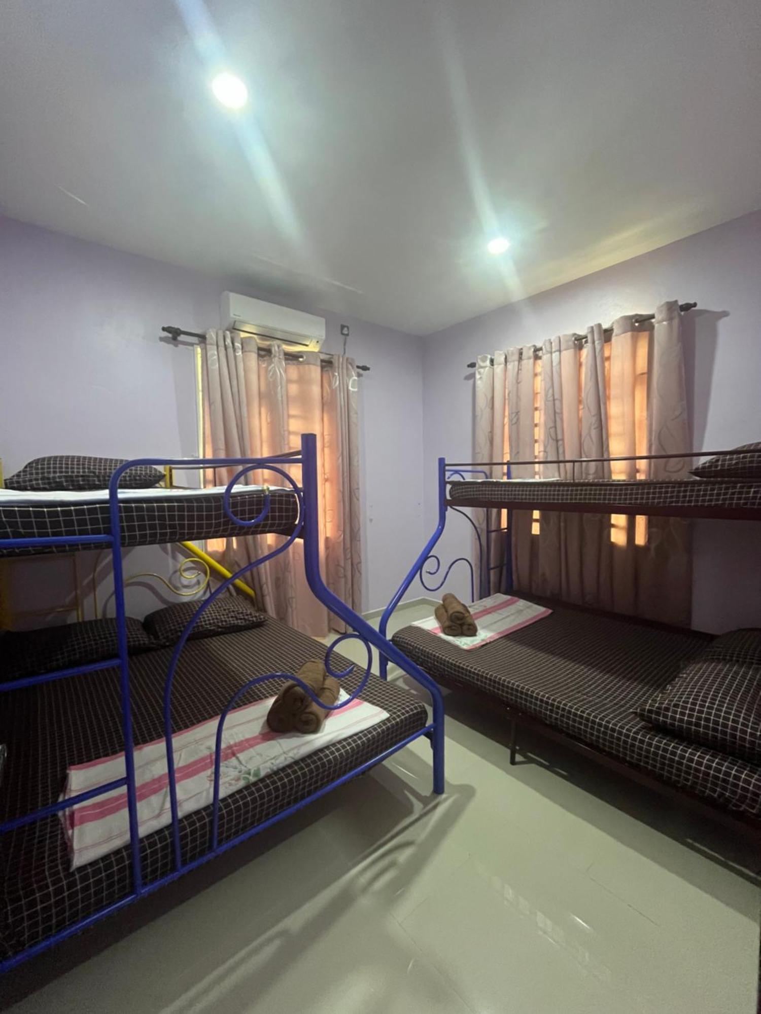 Razak Guest House Setiu Exterior photo